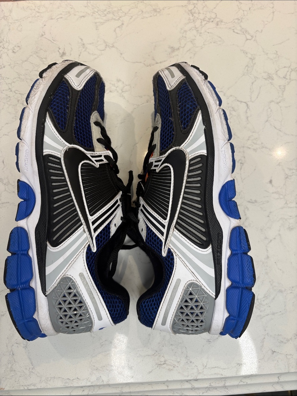 Nike Men's Blue, Black and Gray Athletic Running Shoes